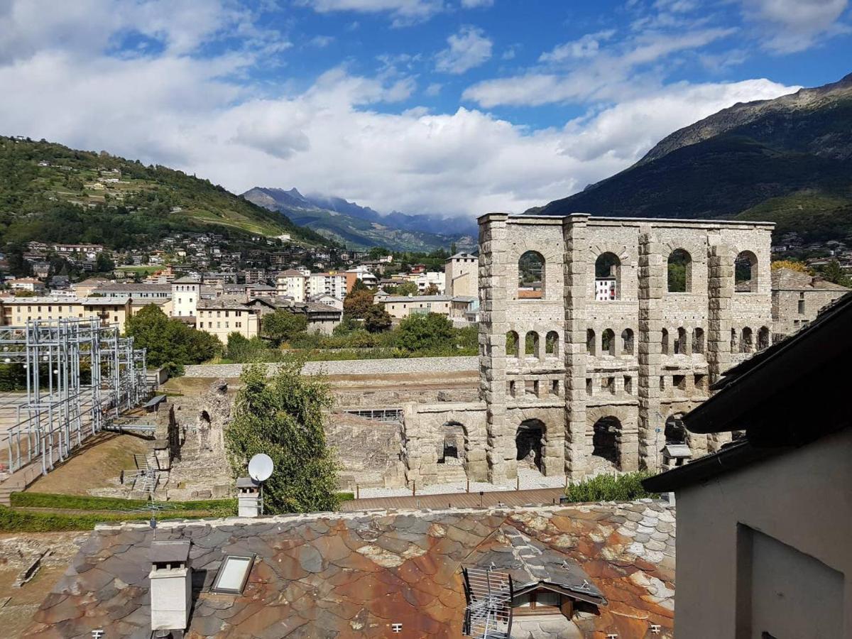 Aosta Con Vista - Appartamento In Centro Экстерьер фото