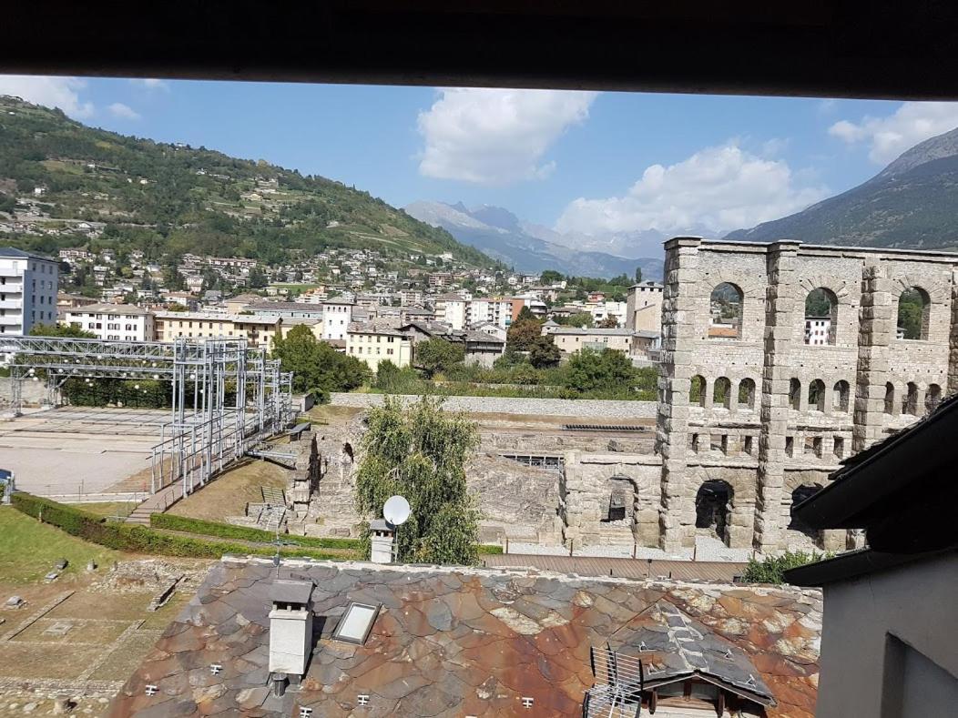 Aosta Con Vista - Appartamento In Centro Экстерьер фото